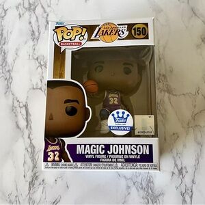 Magic Johnson Los Angeles Lakers #32 Funko Shop Exclusive. New in box.